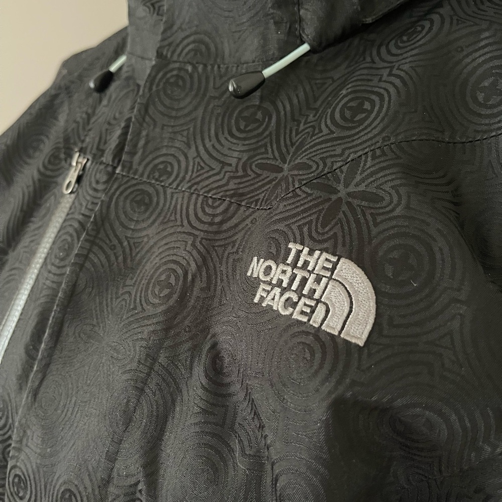 North Face Jacket - Picture 2 of 6
